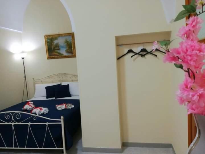 L 'Alcova Holidays Home Centro Storico Ceglie Messapica Exterior foto